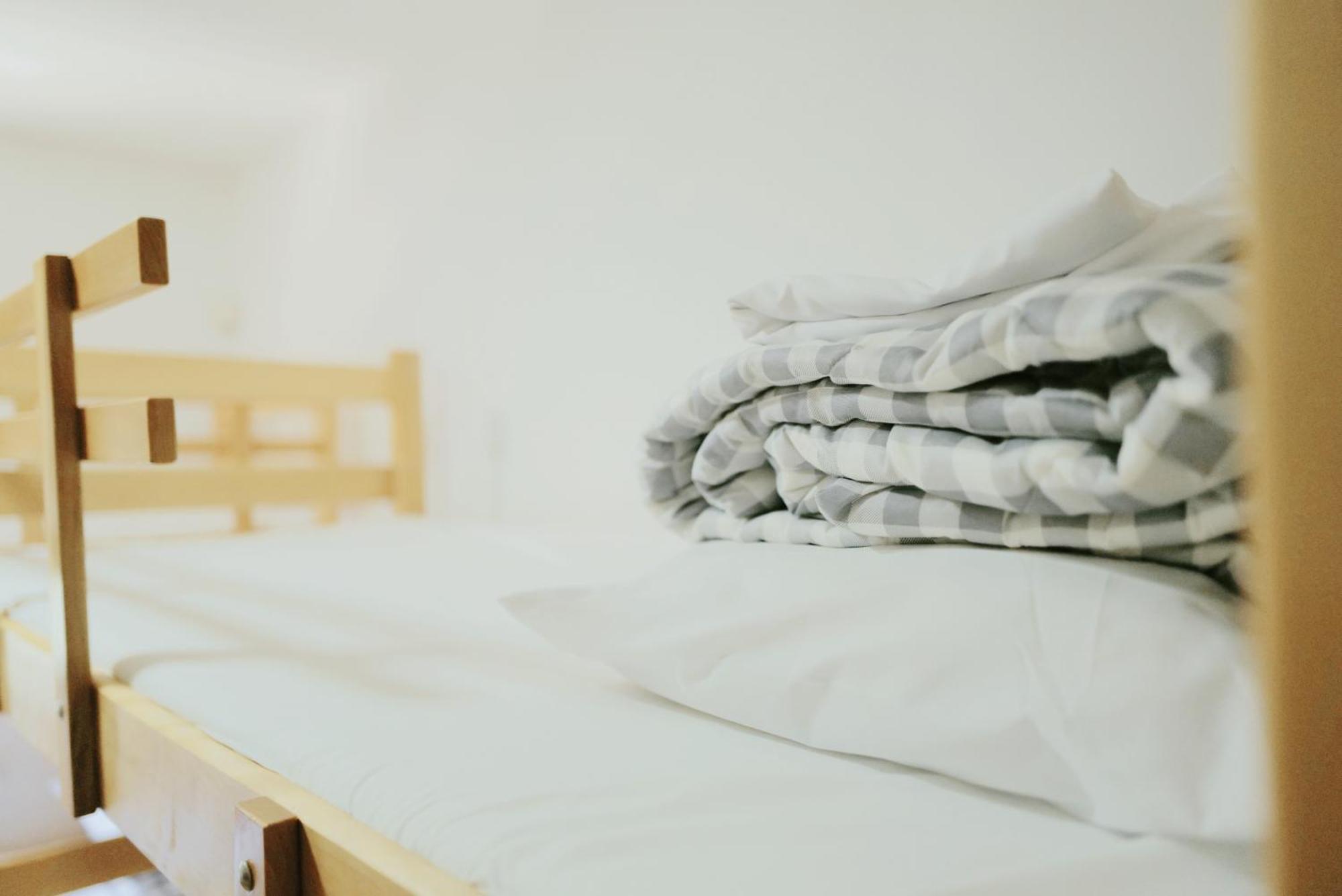 Happy Cat Old Town Hostel เบลเกรด ภายนอก รูปภาพ