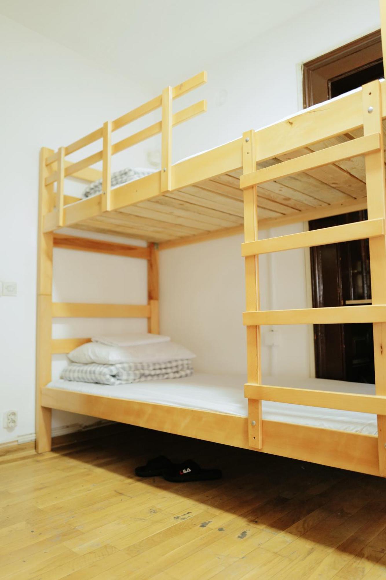 Happy Cat Old Town Hostel เบลเกรด ภายนอก รูปภาพ